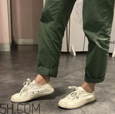 帆布鞋鞋底發(fā)黃怎么辦？帆布鞋鞋底怎么洗白？