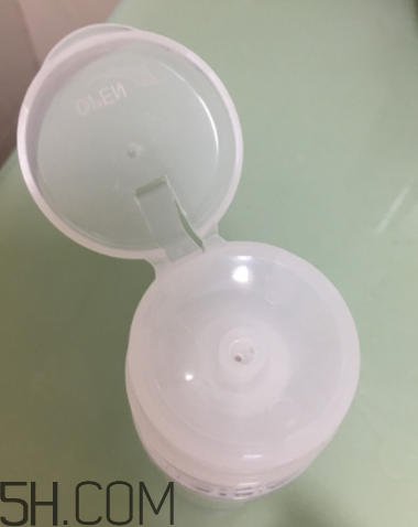 露得清卸妝水怎么用？露得清卸妝水多少錢？