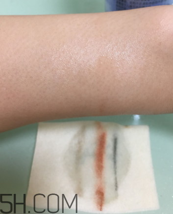 露得清卸妝水怎么用？露得清卸妝水多少錢？