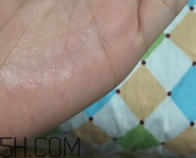 瑪茜化妝品好用嗎？瑪茜化妝品好用嗎