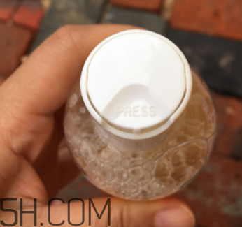小蜜蜂寶寶洗發(fā)露怎么樣？小蜜蜂寶寶洗發(fā)露好用嗎？