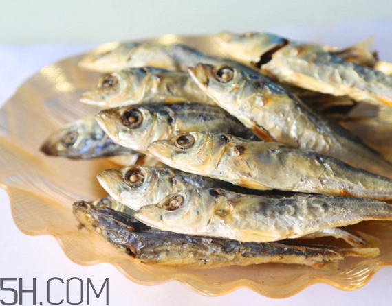 咸魚是不是海鮮？咸魚是不是咸水魚？