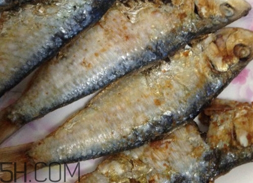 咸魚是不是海鮮？咸魚是不是咸水魚？