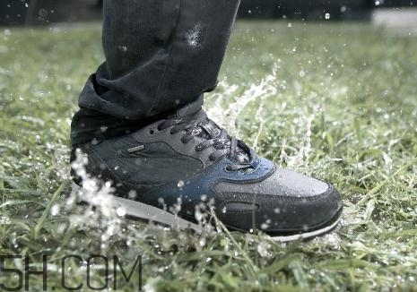 geox的鞋子一般多少錢？geox鞋子價格