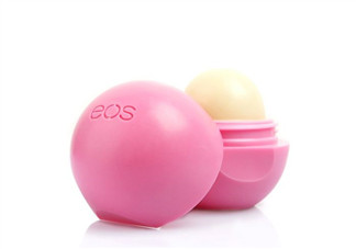 eos潤唇球好用嗎？eos潤唇球使用心得