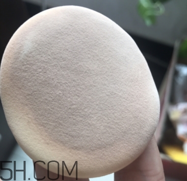 稚優(yōu)泉氣墊有熒光劑嗎？稚優(yōu)泉氣墊孕婦能用嗎