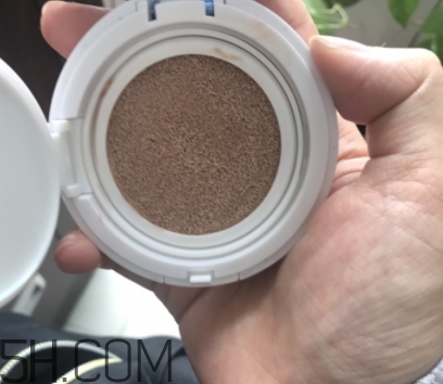 稚優(yōu)泉氣墊有熒光劑嗎？稚優(yōu)泉氣墊孕婦能用嗎
