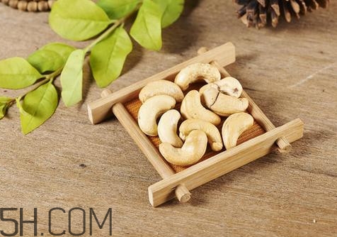 腰果是發(fā)物嗎？腰果有補(bǔ)腎的功效嗎