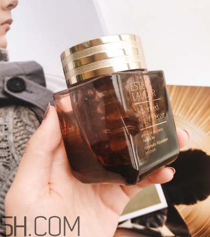 雅詩(shī)蘭黛安瓶膠囊好用嗎？雅詩(shī)蘭黛安瓶膠囊使用方法