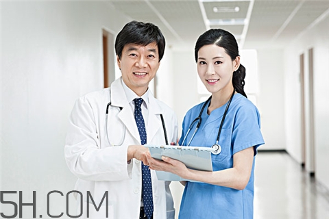 老花眼能恢復(fù)正常嗎？老花眼可以考駕照嗎？