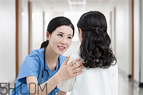 老花眼會(huì)越來越嚴(yán)重嗎？老花眼會(huì)失明嗎？