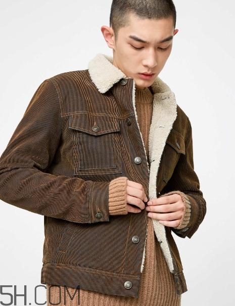 燈芯絨衣服會縮水嗎？燈芯絨衣服粘毛嗎？