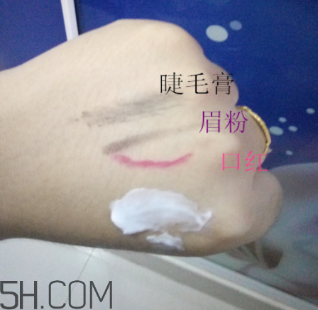 一葉子酪梨潔面乳怎么樣？一葉子酪梨潔面乳好用嗎？