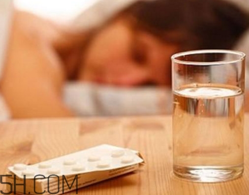 安眠藥吃多少會(huì)昏睡？安眠藥吃一片能叫醒嗎