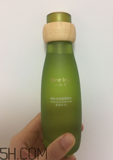 一葉子鮮補水柔膚水怎么樣？一葉子鮮補水柔膚水好用嗎？