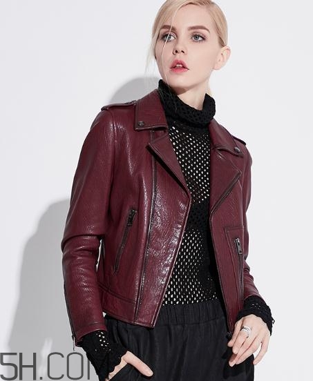 羊皮皮衣皺了怎么辦？羊皮衣服可以熨燙嗎？