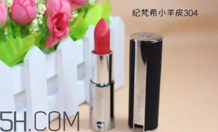 迪奧888和紀(jì)梵希304一樣嗎？迪奧888和紀(jì)梵希304試色對比