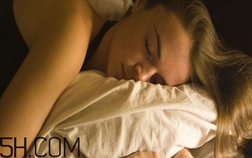 整晚睡不著怎么辦？如何快速進入睡眠狀態(tài)？