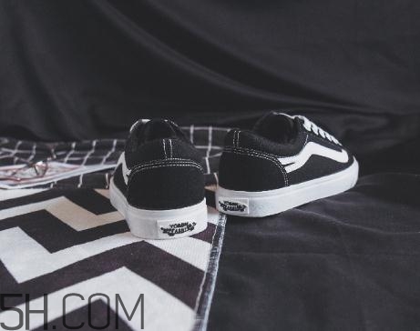 板鞋可以用來(lái)跑步嗎？板鞋可以打籃球嗎？