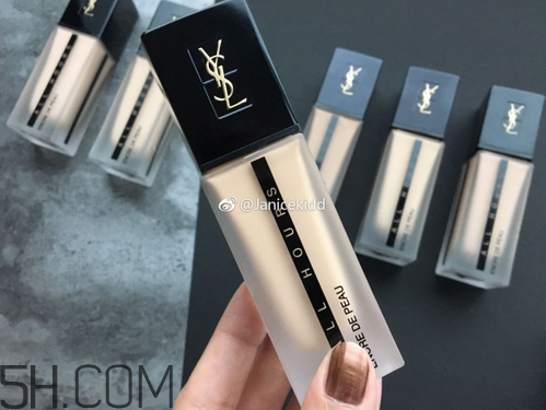 ysl恒久完美無瑕粉底液好用嗎？ysl恒久完美彈力慕斯粉餅好用嗎？