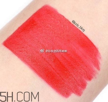 ysl啞光唇釉1號是什么顏色？ysl啞光霧面唇釉哪個(gè)顏色最火？