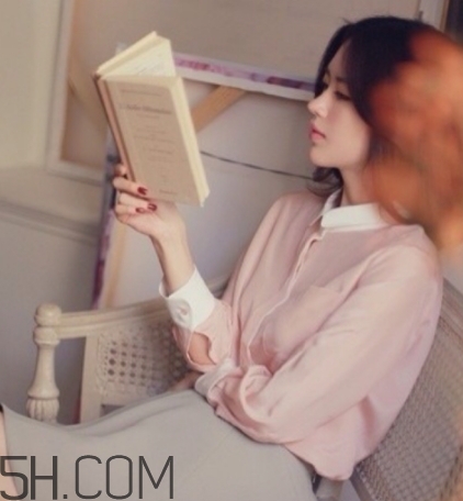 女人說(shuō)睡覺(jué)了什么意思？女人說(shuō)睡覺(jué)了怎么回復(fù)