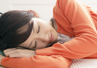 女人說(shuō)睡覺(jué)了什么意思？女人說(shuō)睡覺(jué)了怎么回復(fù)
