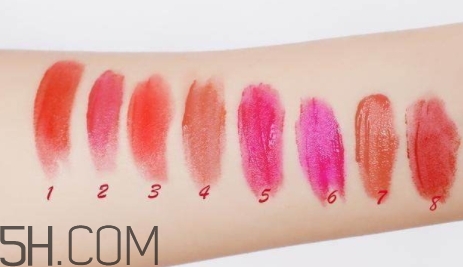 妙巴黎舒芙蕾和天鵝絨區(qū)別 妙巴黎舒芙蕾唇釉和天鵝絨唇釉對(duì)比 妙巴黎舒芙蕾和天鵝絨區(qū)別 妙巴黎舒芙蕾唇釉和天鵝絨唇釉對(duì)比