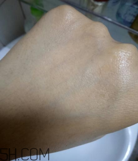 春紀洗面奶好用嗎？春紀潔面乳評測
