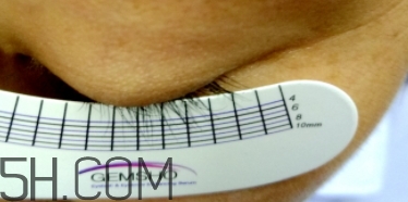 睫毛增長液怎么用？睫毛增長液使用方法圖解