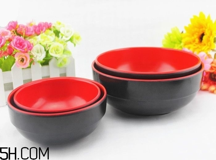 什么是仿瓷碗？仿瓷碗是塑料碗嗎？