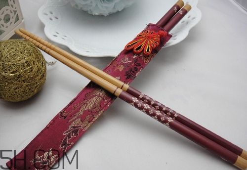 筷子用什么材質(zhì)最好？多久換一次筷子？