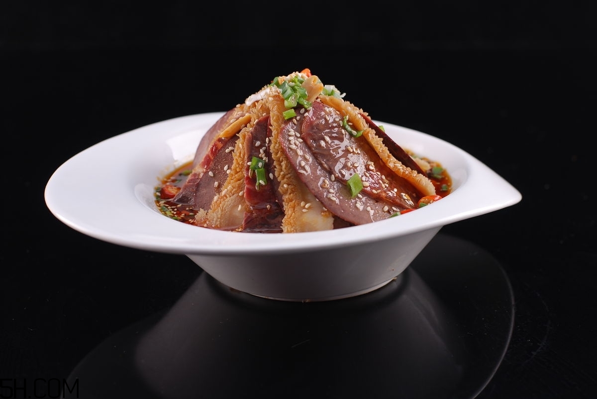 夫妻肺片用英文怎么說？為什么叫夫妻肺片？