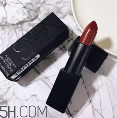 nars mona口紅顯白嗎？nars mona適合黃皮嗎？