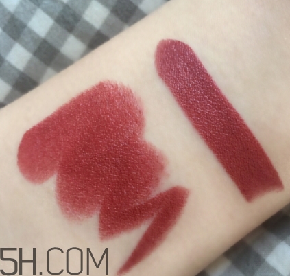nars mona是啞光嗎？nars mona干不干？