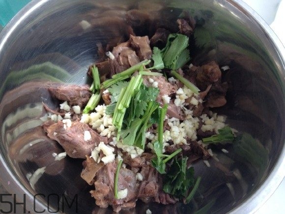 豬護(hù)心肉是什么肉？豬護(hù)心肉的做法有哪些？