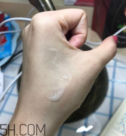 春紀(jì)新彈力嬌嫩菁華乳好用嗎？春紀(jì)新彈力嬌嫩菁華乳評(píng)測(cè)