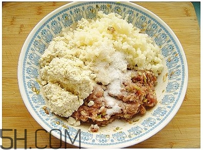 蓮藕可以和豆腐一起吃嗎？蓮藕和豆腐一起吃有什么好處？