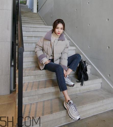 灰色棉服怎么搭配？灰色棉襖搭配圖片
