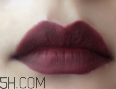 mac sin和diva買哪只？mac sin和diva試色對(duì)比