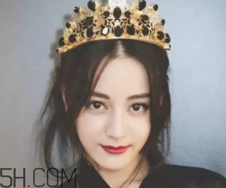 玫紅色口紅配什么眼影？玫紅色口紅眼影顏色搭配