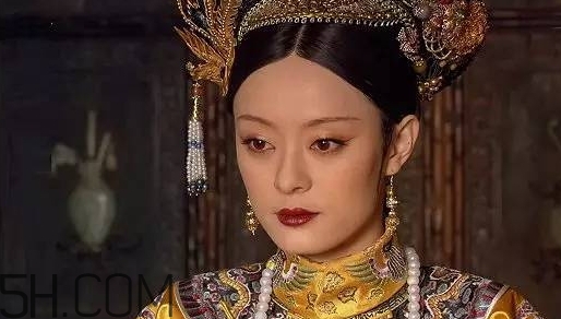 正宮紅口紅是什么顏色？正宮紅口紅試色