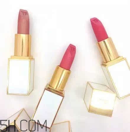 涂口紅前用bb打底可以嗎？最近比較火的口紅品牌有哪些？