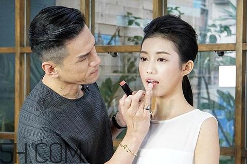 反咬唇妝是什么樣的？染唇妝和咬唇妝的區(qū)別