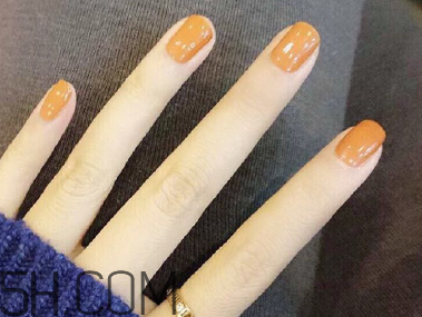 美甲對(duì)人體有什么危害？降低美甲傷害的方法