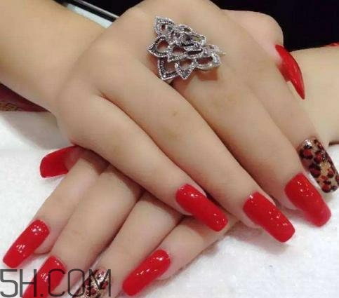 手指粗做什么美甲好看？蕾絲美甲怎么做教程圖解