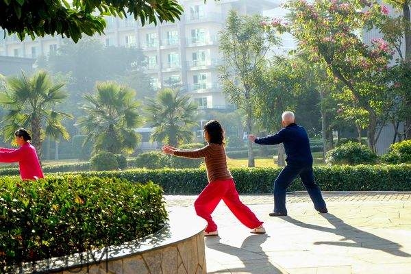 冬季應(yīng)該怎么晨練？冬季晨練的注意事項有哪些？
