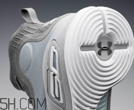 under armour curry 4 more buckets發(fā)售時間_多少錢？