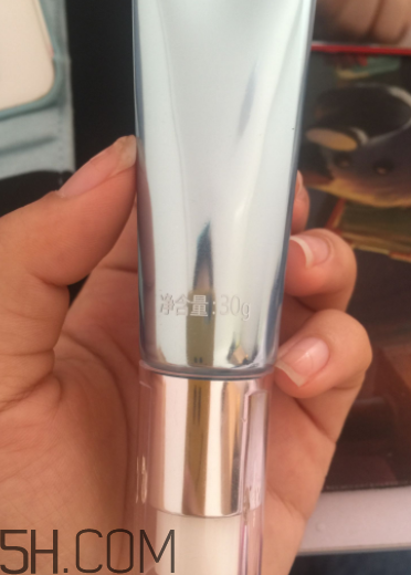 京潤(rùn)珍珠妝前乳怎么樣？京潤(rùn)珍珠妝前乳好用嗎？