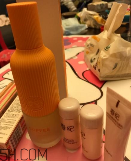 春紀(jì)咖啡煥膚菁華露好用嗎？春紀(jì)咖啡煥膚菁華露評測